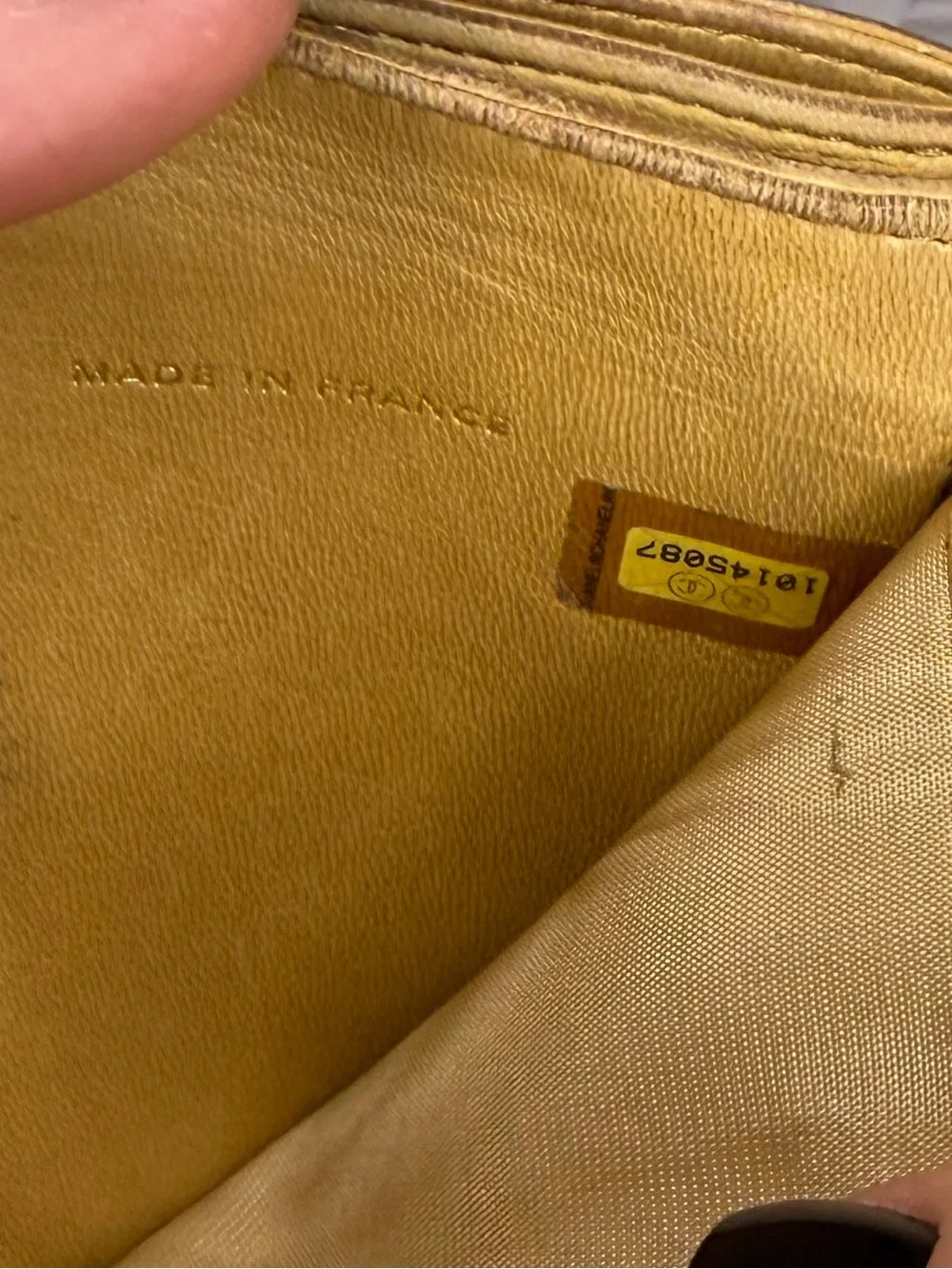 CHANEL Cambon Ligne Camel Caviar Leather Snap Bifold Wallet Vintage